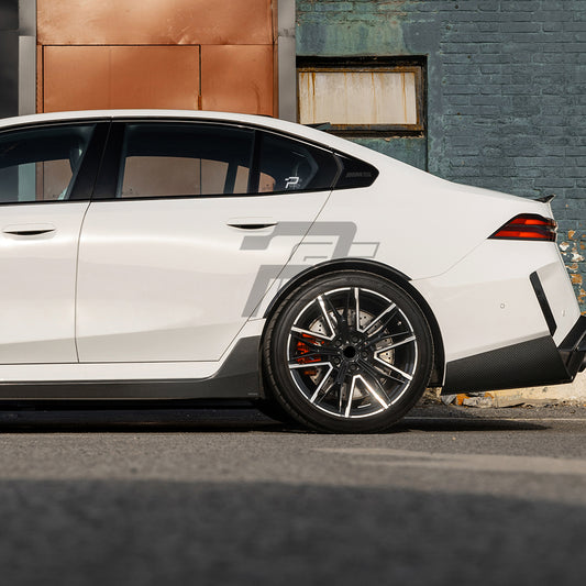 SQ Style Carbon Fiber Side Skirt V2 - BMW M5 G90 G99