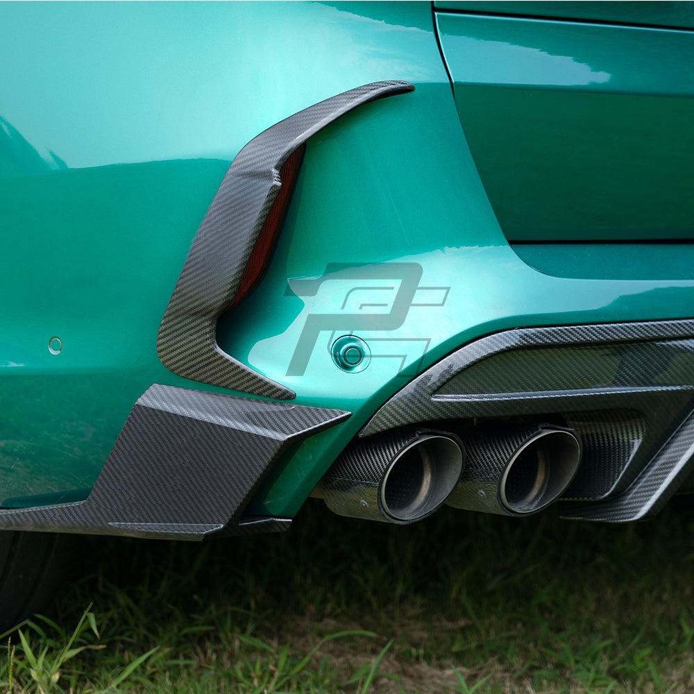 SQ Style Carbon Fiber Diffuser With Brake Light - BMW X5M F95