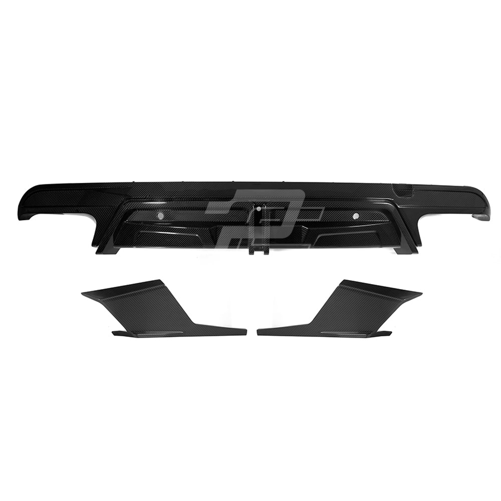 SQ Style Carbon Fiber Diffuser With Brake Light - BMW X5M F95