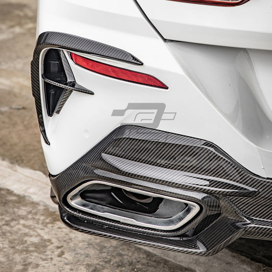 SQ Style Carbon Fiber Rear Vent Trim - BMW 8 series G14/G15/G16