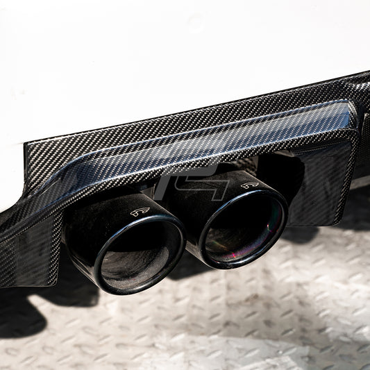 SQ Style Carbon Fiber Rear Diffuser With Brake Light V3 - BMW M2 G87