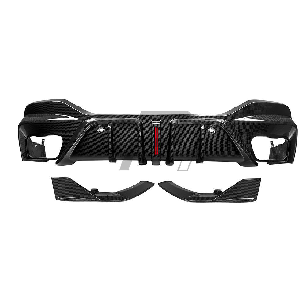 SQ Style Carbon Fiber Rear Diffuser With Brake Light - BMW X6 G06