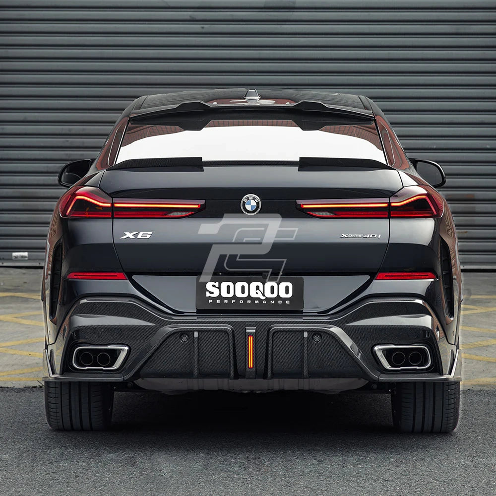 SQ Style Carbon Fiber Rear Diffuser With Brake Light - BMW X6 G06
