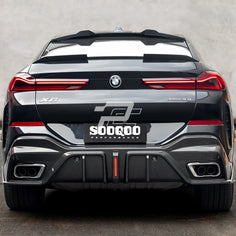 SQ Style Carbon Fiber Rear Diffuser With Brake Light - BMW X6 G06